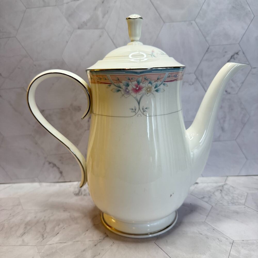 LENOX Debut Collection Tea Coffee Pot & Lid Emily Pattern Discontinued Japan EUC